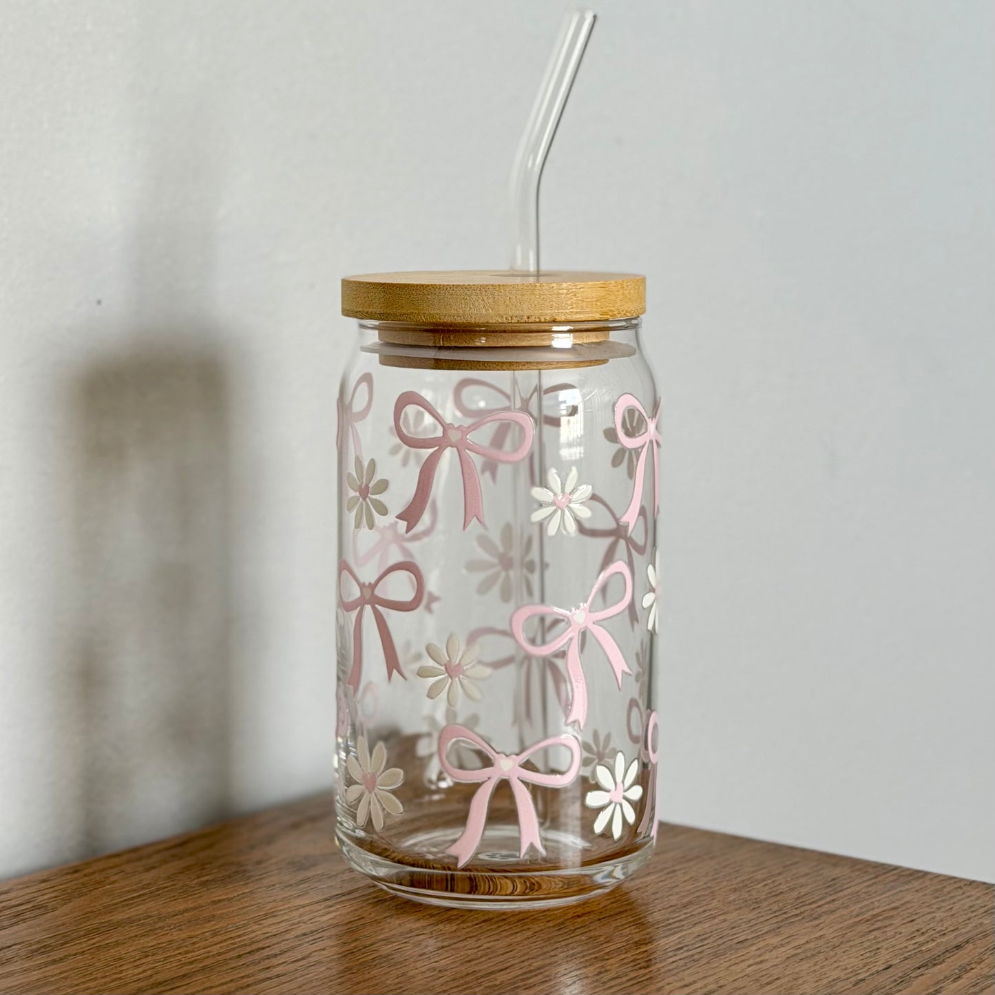 WS Light Floral Bows Cup