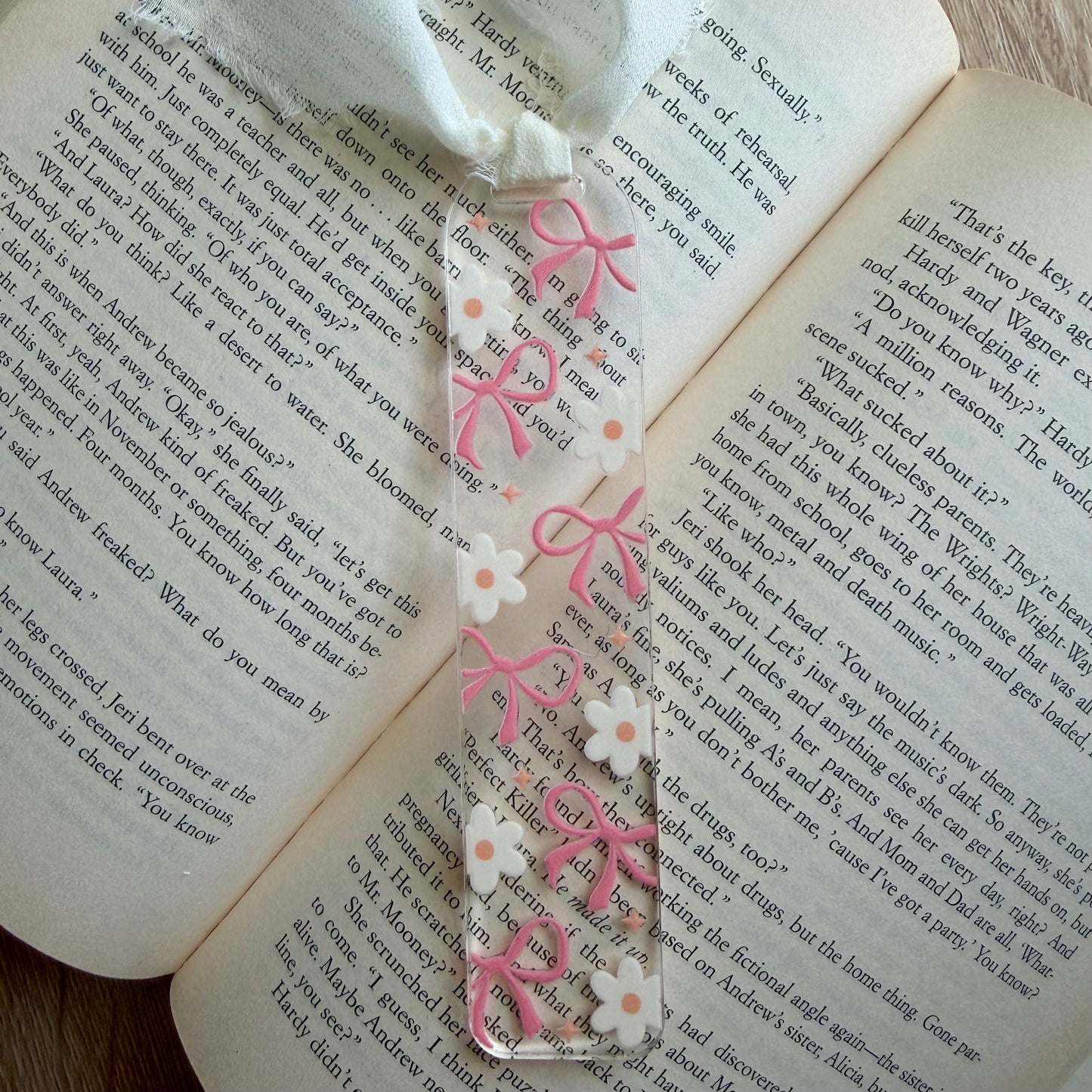 Pink Bows Bookmark
