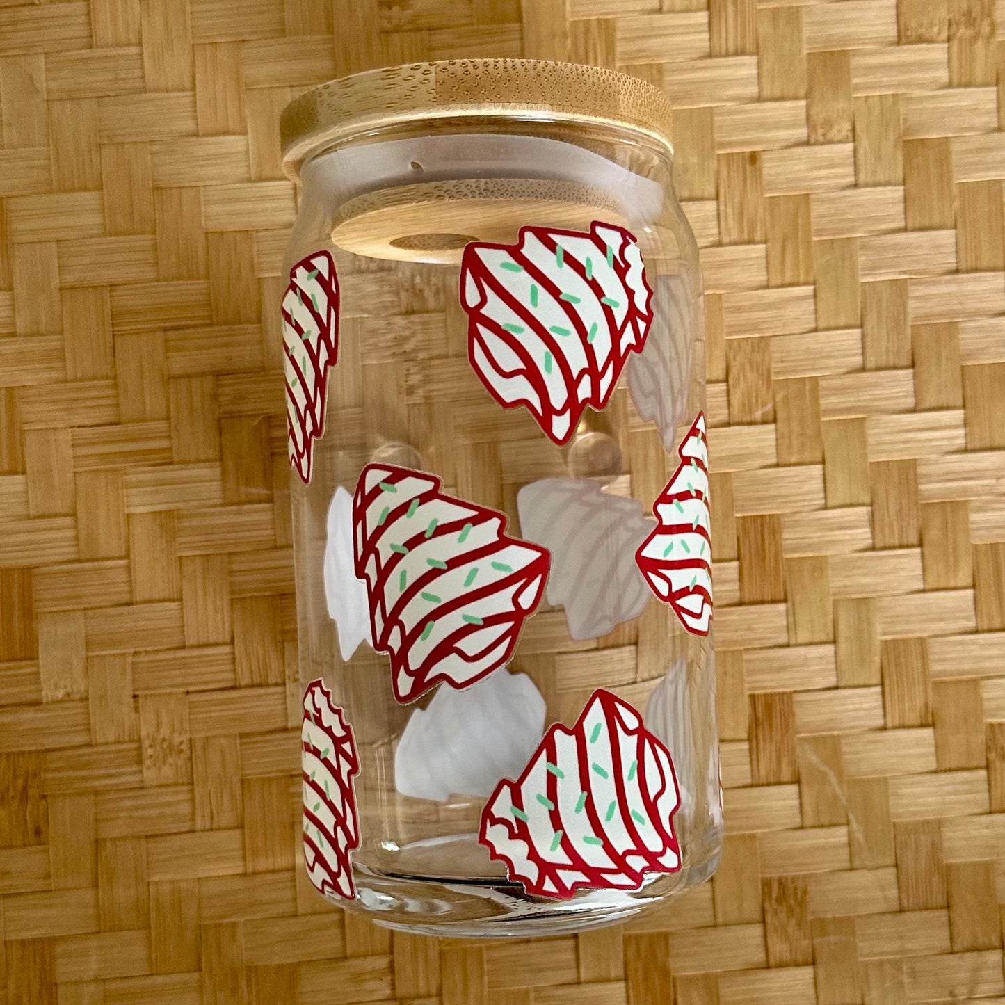 16 oz. Bite Debbie Tree Cup